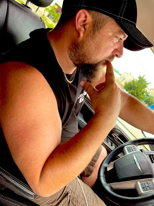 My sexy man😘💋 #hotdad https://t.co/kRiNRBYVam<a href="/tag/hotdad"class="tags">#hotdad</a>