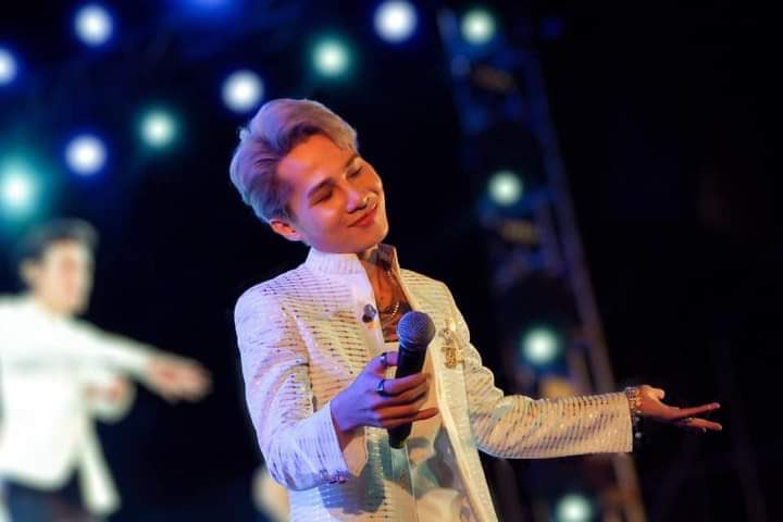 ThuM01984186's tweet photo. JACK BRAND AMBASSADOR
#JackJ97
#FcDomfamily
#DomluonbenJack 
Sau tất cả ta vẫn là người nhà 
TIN TƯỞNG VÀ ĐỒNG HÀNH https://t.co/z7RajJtoRP