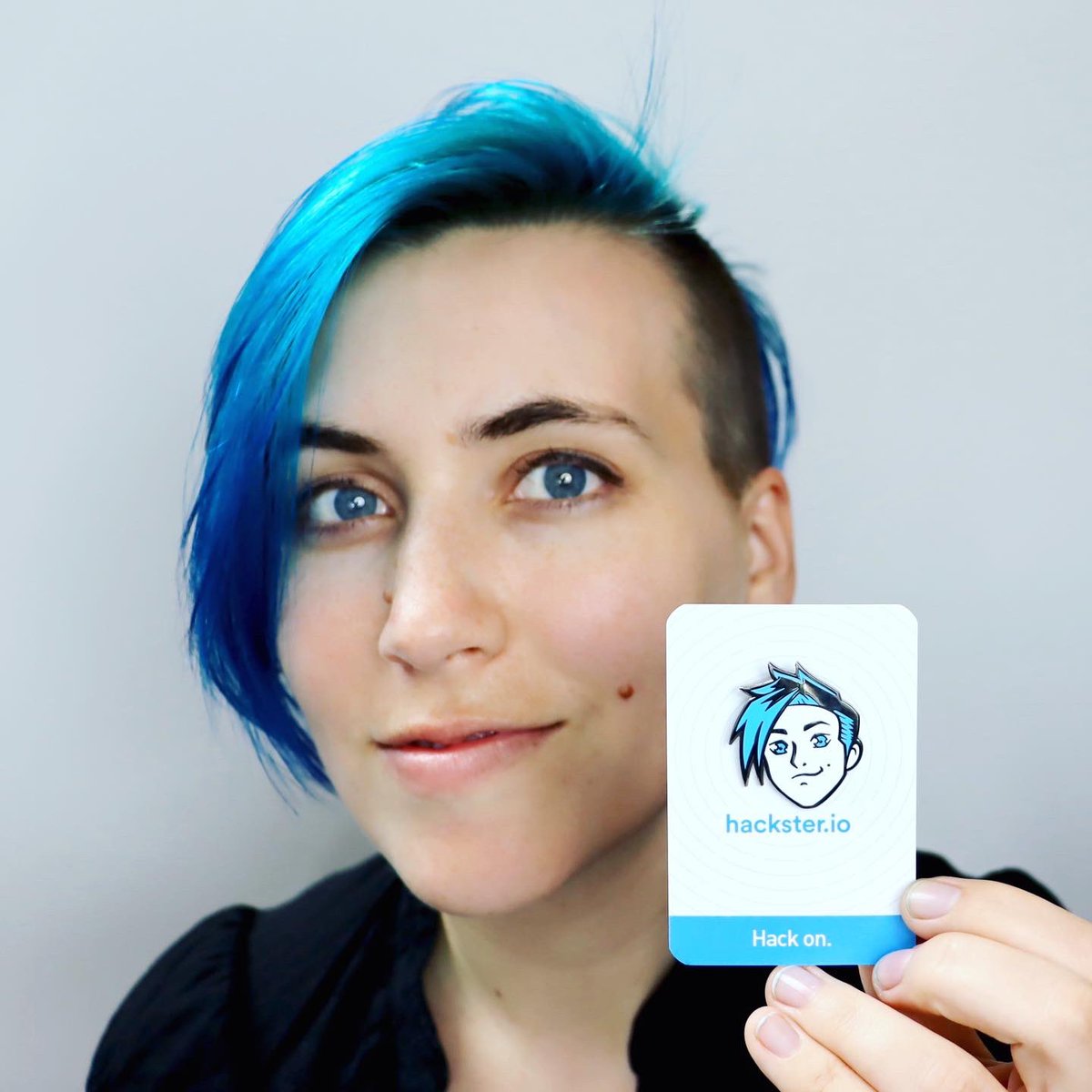 We launched the #CompanionBots topic on @hacksterio!! (And found these pins in the warehouse!)
The group could use some more tutorials (rn mostly me and the amazing @odd_jayy), so we’re gonna send a pin to whoever posts a wearable bot project 👉bit.ly/c-bots👈