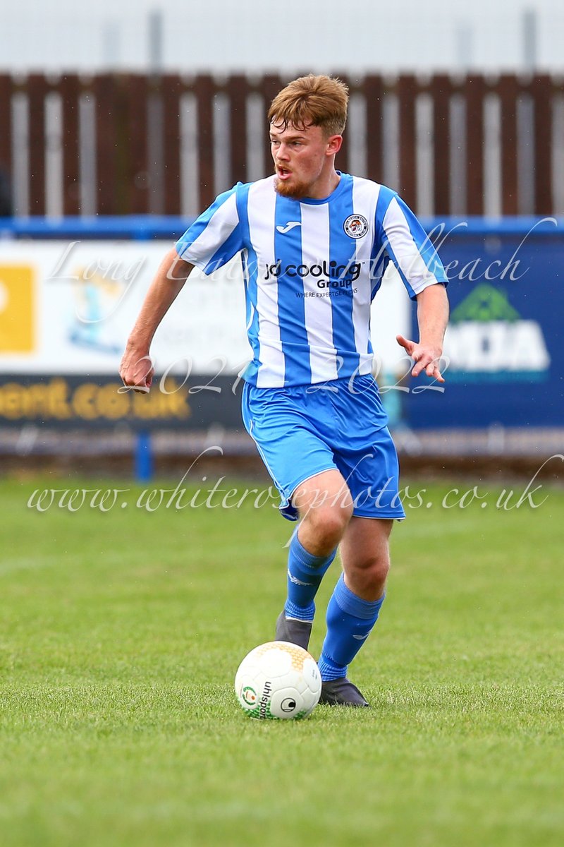 Whiterosephotos's tweet photo. @JordanElston5 in action yesterday in the game @LongEatonUnited v @Holbeach_UtdFC @EmiratesFACup @NonLeaguePaper @TheNonLeague @NonLeagueCrowd @Joshbalding5 @nickjackson003 More photos from the game are on our website https://t.co/otobduLXgB https://t.co/RNSnR3UP3K
