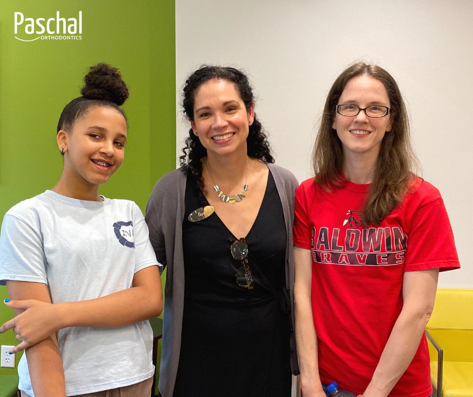 Congratulations to our dear friend, Maya, on starting her treatment! 🦷 Before you know it, you'll be walking down that red carpet for your big reveal!! 🤩 Go, Maya, go!! ⭐️

#paschalexperience #paschalfamily #paschalsmile #paschalortho #livelovesmile #orthodontics #sundayfunday