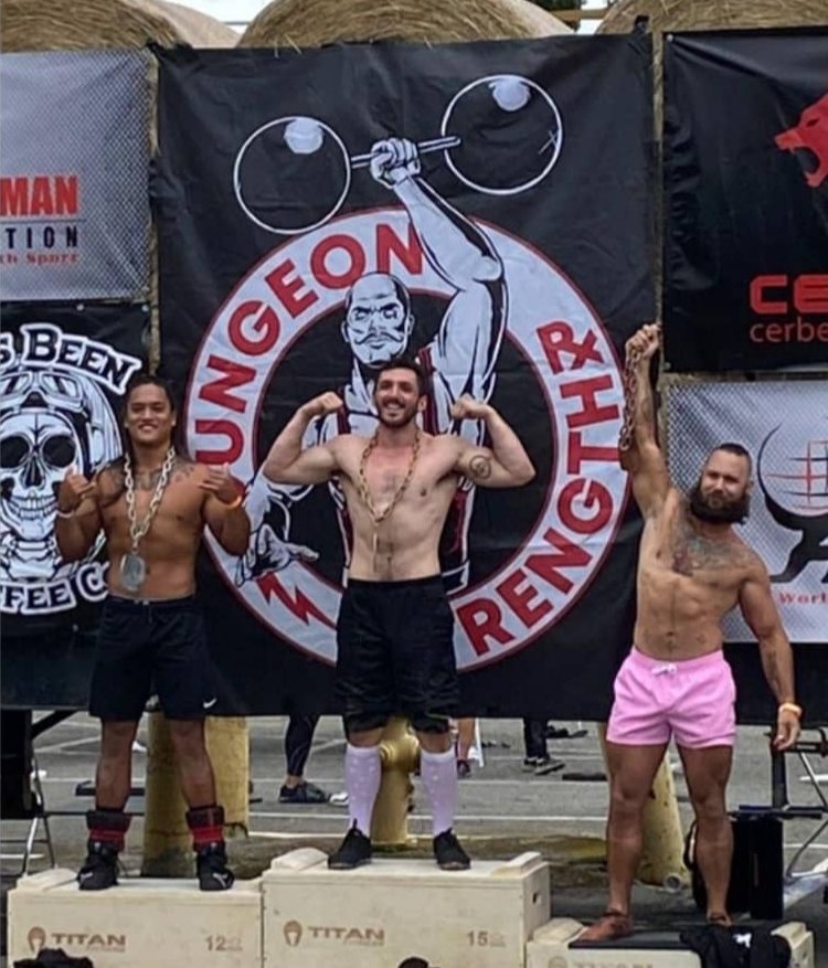 KidFlashFF's tweet image. Been Mia for a while due to personal reasons but with football season ramping up I am back.

Also got cleared to compete at the Rainier Classic Pro Strongman show and won my class!