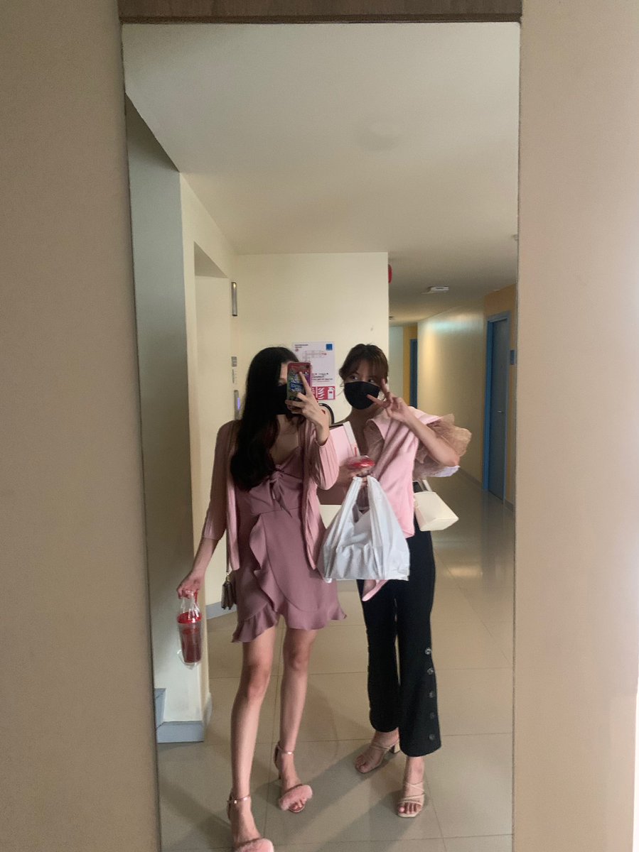 AngelssBecky's tweet photo. Your birthday is over but our memories arent ill be the first to wish you happy bday and be the last wish everyyear😚i hope you enjoyed today ily boobear~💖🙈 https://t.co/3baVXD9cNn