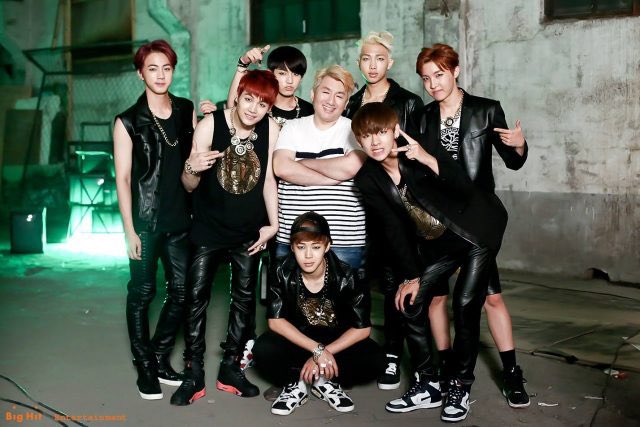 _kokosin's tweet photo. Папуль,с днем рождения!
Твои сыновья самые замечательные!✨
#HitmanBangDay https://t.co/e7CMphpZLA