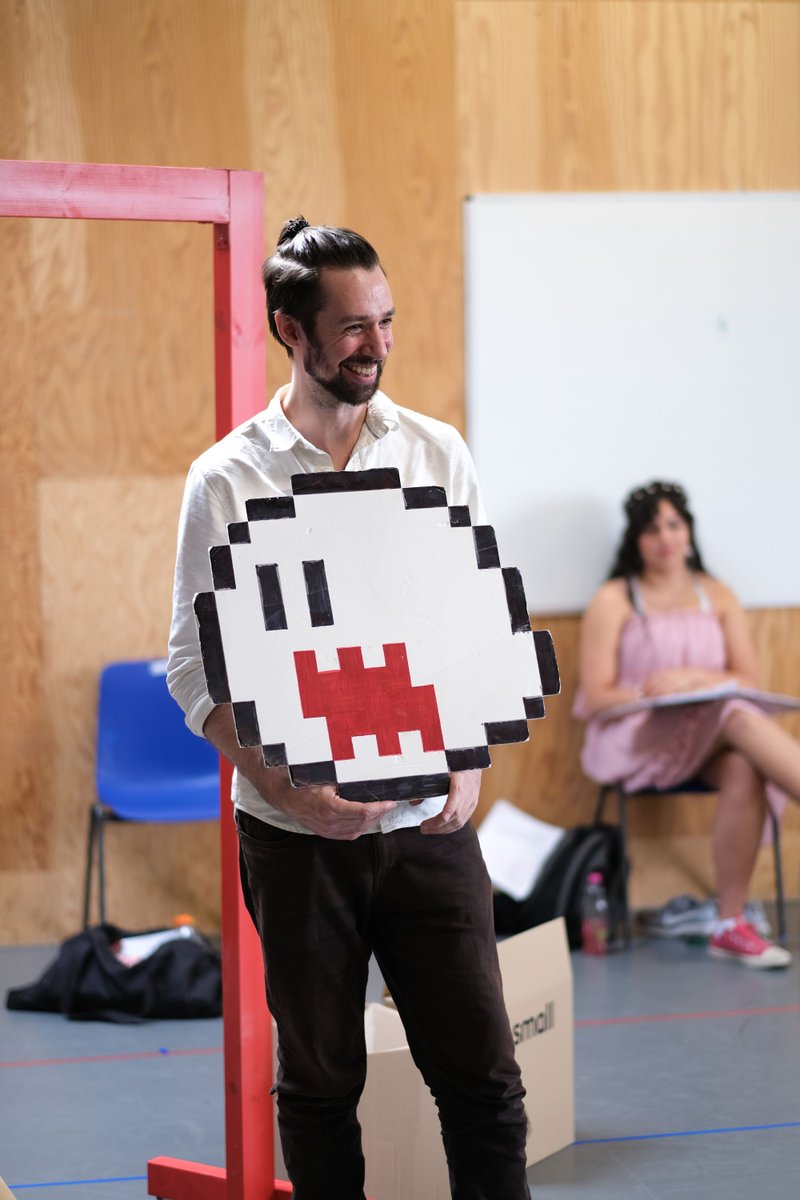 StageberryX's tweet photo. Check out rehearsal pictures from @super_musical ahead of its premiere at the Cockpit Theatre as part of Camden Fringe

More photos: https://t.co/0HdfgEMTPC https://t.co/b5vhIxVFky