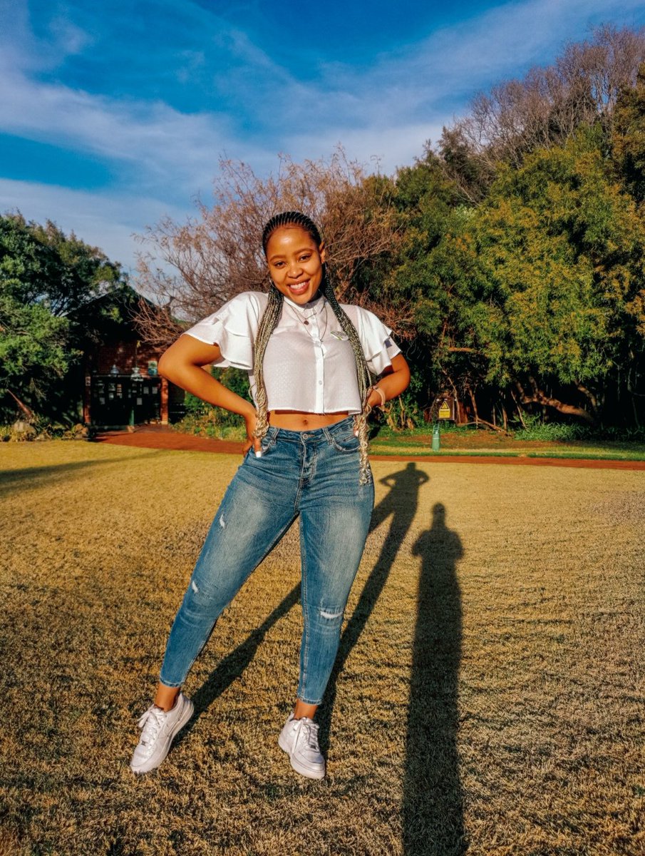 Katli_xx's tweet photo. When you look good, you feel good indeed. 🥰 I'll forever be grateful for the day I decided to get started with my fitness journey 😁 #24fit💪 #FetchYourBody2021 https://t.co/F2rbn0trNT