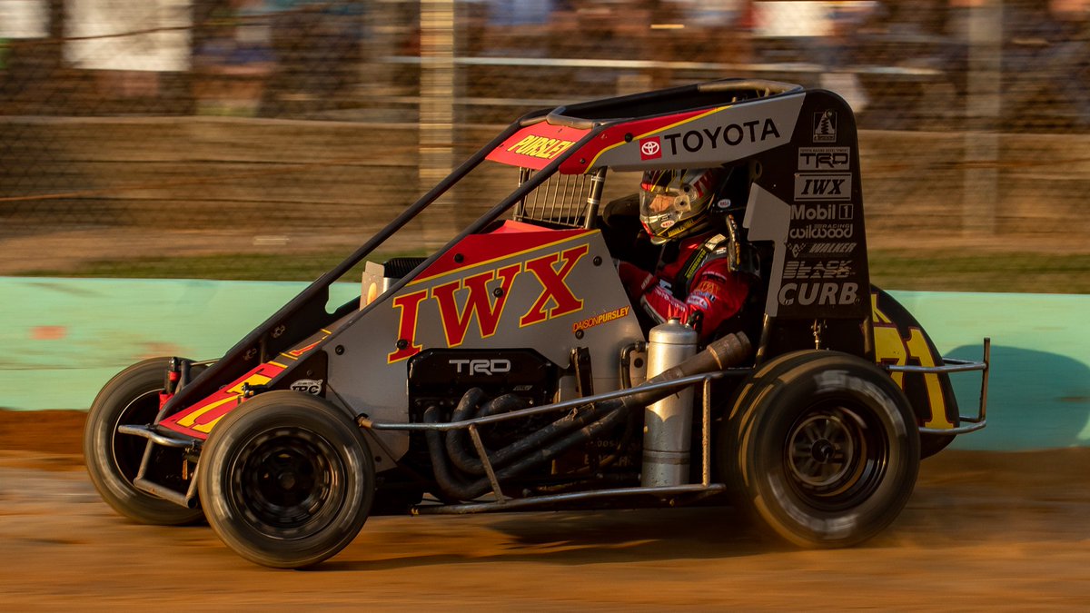 USACNation's tweet photo. 5 #EasternMidgetWeek events produced 5 new one-lap track records for the USAC @NosEnergyDrink National Midgets.
✔️ @kevinthomasjr | @gviewspeedway
✔️ @TThorsonRacing | @ActionTrackUSA & @bloomraceway
✔️ @AlexBright77 | @bridgeportspeed
✔️ @DaisonPursley | @LancoCMMS https://t.co/mJZQrsdz6w