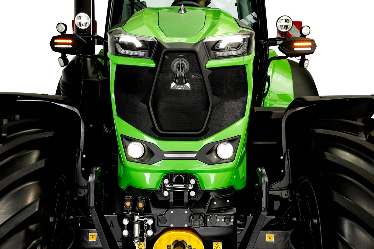 Innovagri1's tweet photo. N.O.U.V.E.A.U.T.É DEUTZ-FAHR
stand C 64 - D 02 " #DEUTZFAHRMER Adventure pose ses valises à Innov-Agri. Venez découvrir nos nouveautés et 𝗴𝗮𝗴𝗻𝗲𝗿 𝘂𝗻 𝗯𝗮𝗽𝘁ê𝗺𝗲 𝗱𝗲 𝗠𝗼𝗻𝘁𝗴𝗼𝗹𝗳𝗶è𝗿𝗲 sur le salon ! "
#DEUTZ #Série5DTTV #Série7 #EtPlusEncore #Innovagri2021 https://t.co/Nb4SnBe2vp