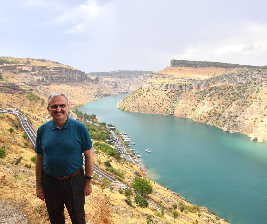 Münir Karaloğlu