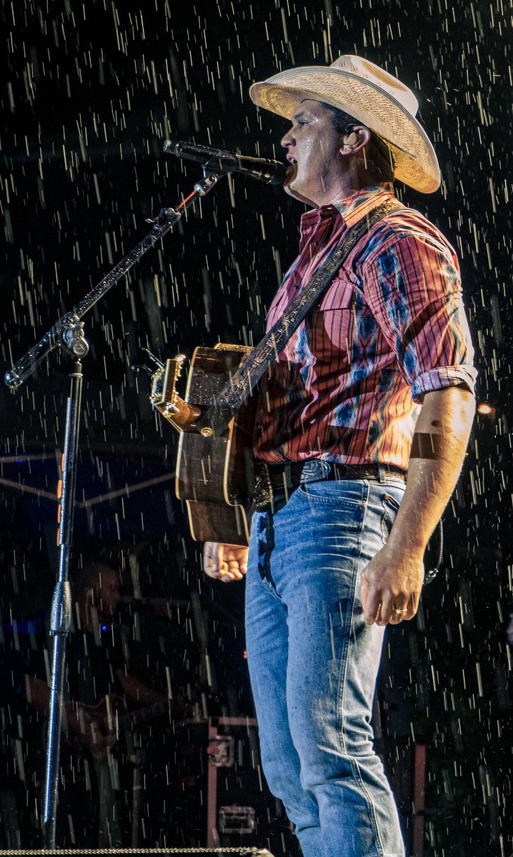 NashvilleSports's tweet image. Top shots from the Day I &amp;amp; II at the @musiccitygp! 

📸: Gavin Pulliam/Nashville Sports Council

#MusicCityGP