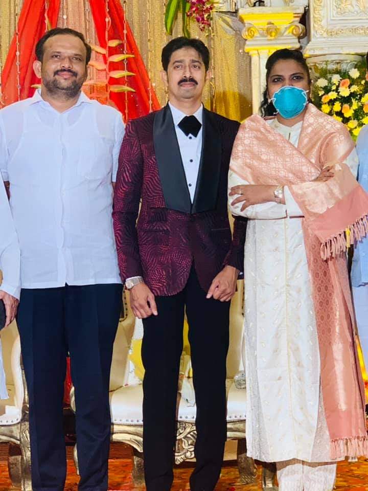 Basananagouda's tweet photo. Two Former Youth Congress Karnataka State Presidents Rizwan Arshad ji &amp; Basan Gowda ji &amp; Youth Congress team at Noor’s Wedding; 

Wishing a very happy &amp; blessed married life to Noor &amp; Nazneen. 
🎊🎉🎊🎉🎊🎉🎉💕 https://t.co/XlqvO2zCSz