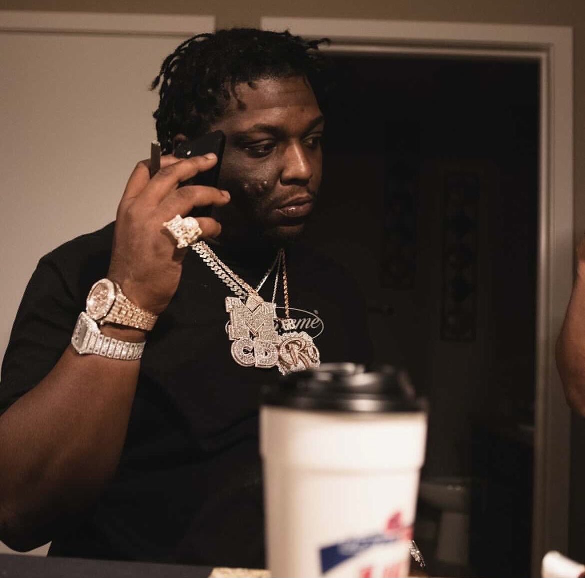 RioDaYungOG01's tweet image. A MILLION DOLLARS NOT A LOT OF MONEY ANYMORE 😞🤯🤔 #FREERIO #BOYZ #NEXTLEVEL #MINE