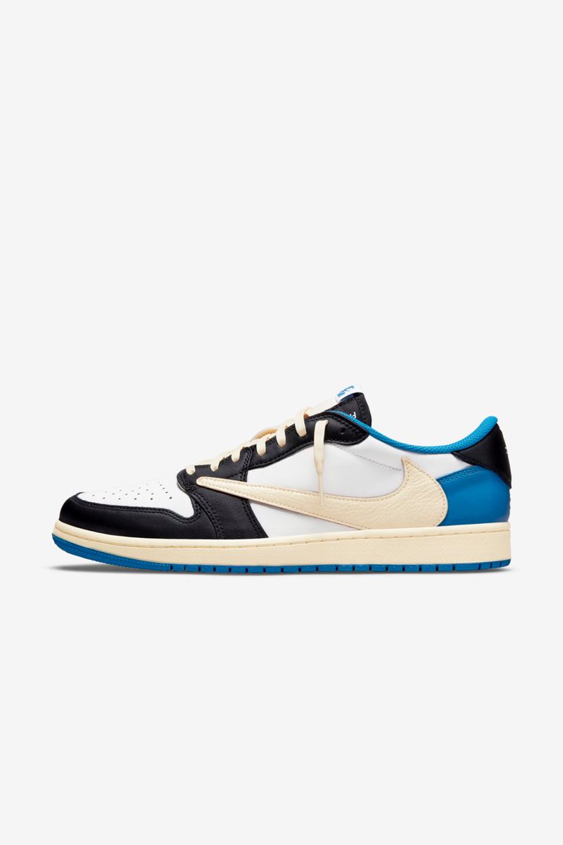 KetsaraMay's tweet photo. Via Nike SNKRS: https://t.co/z7phbQwlqx https://t.co/mwiqbIhr4e