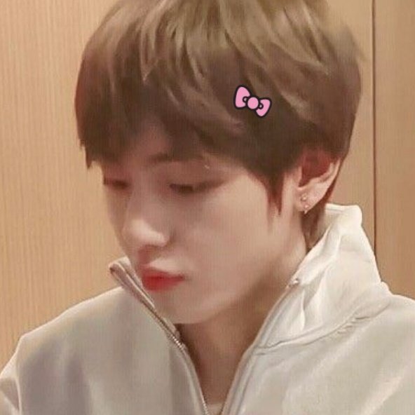 pretty boy 🎀💗!!
