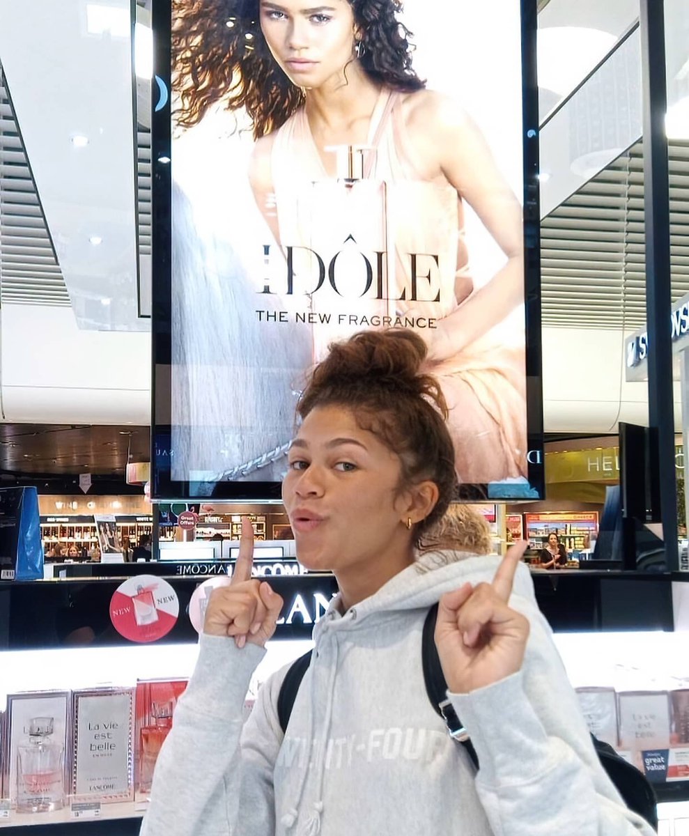 favs scenes tweet media