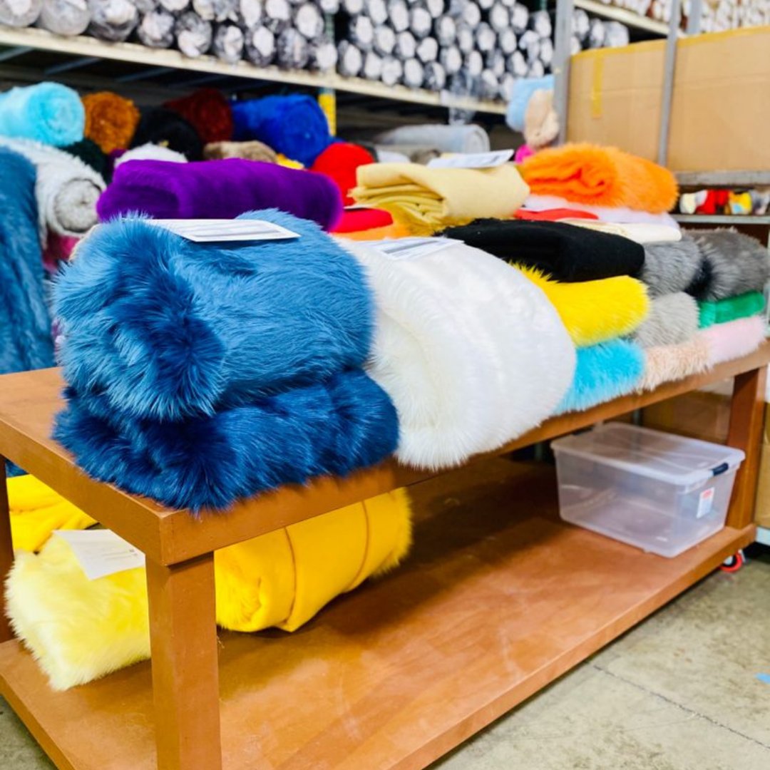 BigZFabric's tweet photo. Look at this assortment of Faux Fur orders ๐คฉ
These are on their way already but YOUR #fauxfur is still waiting
Shop this Sunday
https://t.co/NioxhpqAR8
#bigzfabric #cosplay #crochet #diy #dtla #fabricstore #fauxfur #furfabric #handmade #imakemyownclothes #knitting #EcoShag https://t.co/wbAFe2Zgth