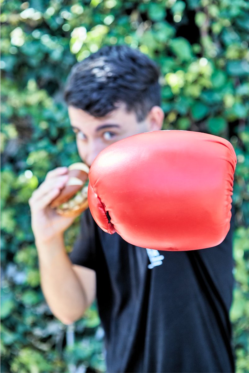 🏅 Hoy es la clausura de los #JuegosOlimpicos y nos sentimos orgullosos de cada uno de los deportistas que representaron a España.

🤘🏼 Todos tenemos un proceso, unas metas y una hamburguesa favorita 😜

#DaniGarciaEnCasa #LaGranFamiliaMediterránea #LGFM #JJOO #JuegosOlímpicos