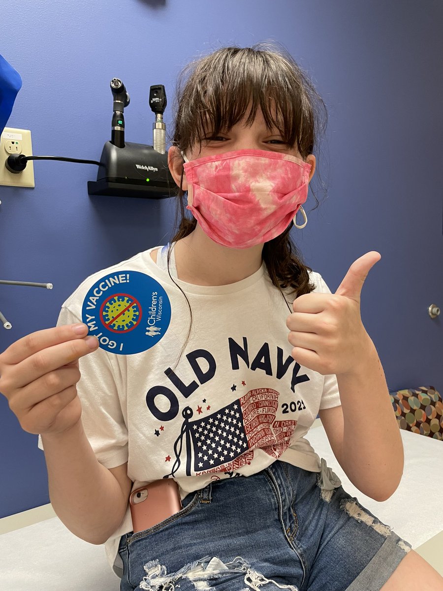 She turned 12 last week and got her first COVID-19 vaccine! 💉

Her reason why: “I want things to get back to normal.” 😢

My reason why: I take care of immune-compromised kiddos at @childrenswi and I want to do everything I can to keep all our patients safe! 🙌🏻

#whatsmywhy