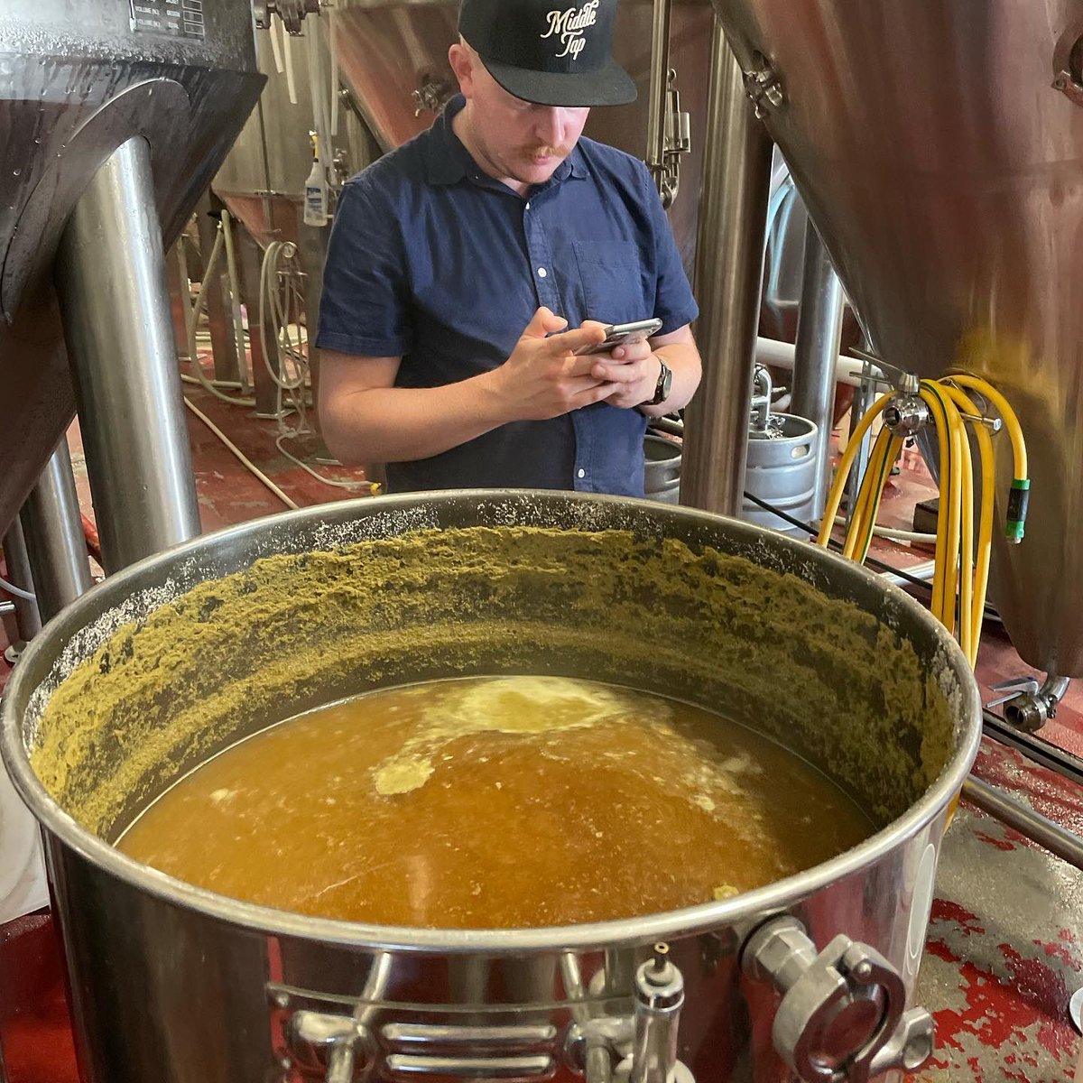 devilmaybeer's tweet photo. HOP BAE!

Decided to mess around a little on a Saturday afternoon.

The result: A hugely hoppy, old school DIPA - continuously hopped by @middletapmag and @newbybrewer 60 minutes… by hand.

Yep, that’s right. Artisanal continuous hoppage. Aug 28. https://t.co/IQU3cuCvf0