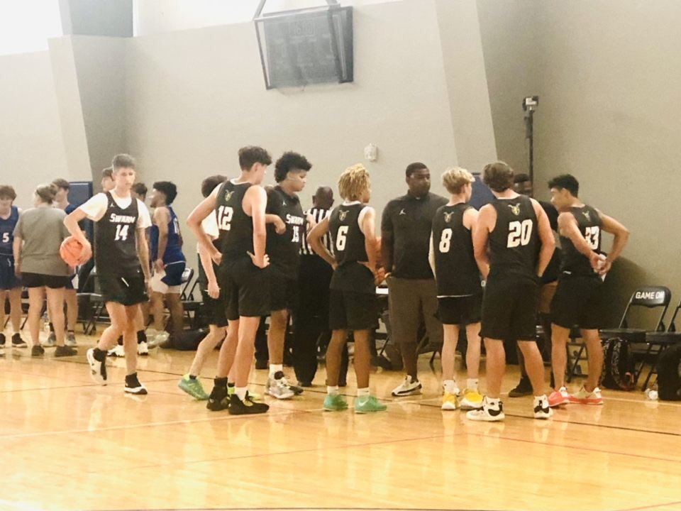 2023Swarm's tweet photo. 👀 😤It all came together! D🤺was On point! Shared the 🪨 &amp; finished💪🏽
Game 👋🏽 
@rhett_monroe 16pts 9r
@aidenjwebb 14pts 5a
@weluvlane11 13pts 6r 3s 1a
@Tayprestridge 11pts 2s 2a
@camdenstewart15 8pts 8r 2s 1a
@ThairiqueB 5pts 1a
@DFISH_2023 0 to 1blk 2a Leadership

🐝🧬👣 https://t.co/IuBNzKAw7N