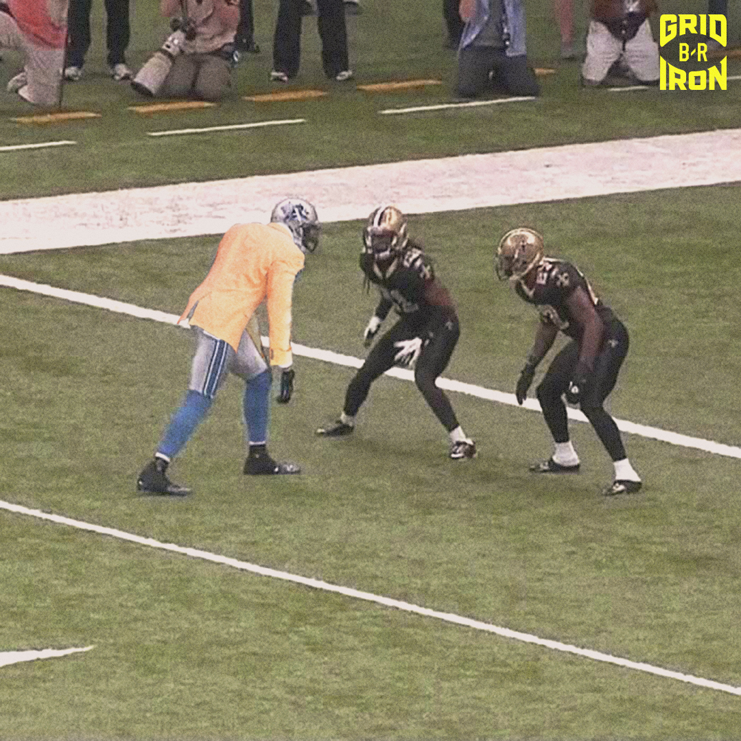 One of the best wide receivers ever becomes a first-ballot Hall of Famer tonight. 

Congrats to "Megatron" Calvin Johnson 🤖 <a href="/brgridiron/">B/R Gridiron</a>