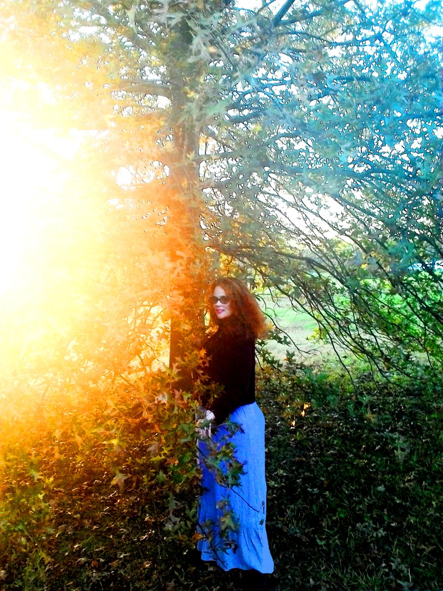 TessieART's tweet photo. #SOUNDCLOUD #Exclusive I #uploaded the #FULLVersion of "Birth of the Dryad", a #Cosmic #Track of the #NEW #AltPiano #Album I've been working on #FranklinPianoGirl~#Listen now & add to your #playlists! #SheHadThePowerWithTheWholeTime: https://t.co/lSaIgTOTOR https://t.co/CHJ5JGHuyl