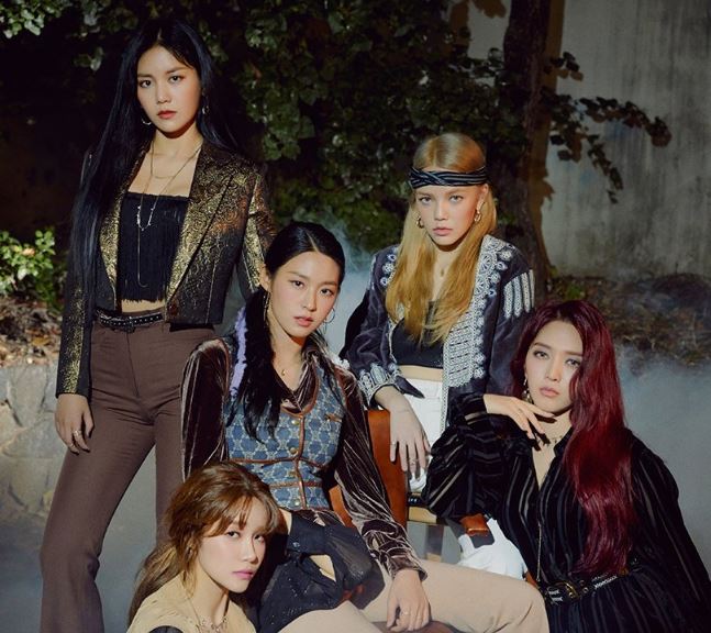 LeccinB's tweet photo. Happy 9th anniversary beautiful girls i love you all ❤❤❤
#AOA_9th_anniversary #AOA #A5A @AOA_official_jp @Official_AOA @AOA_FANCLUB @FNC_ENT https://t.co/ntWnHsKOxp