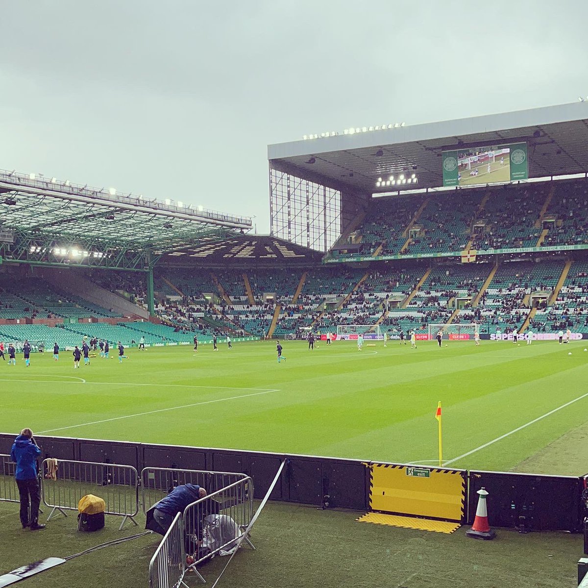 WholeLotOfDicko's tweet photo. Delighted to be back home 🍀 @davlynch8 #SCCSC https://t.co/w0AzYcEGGH