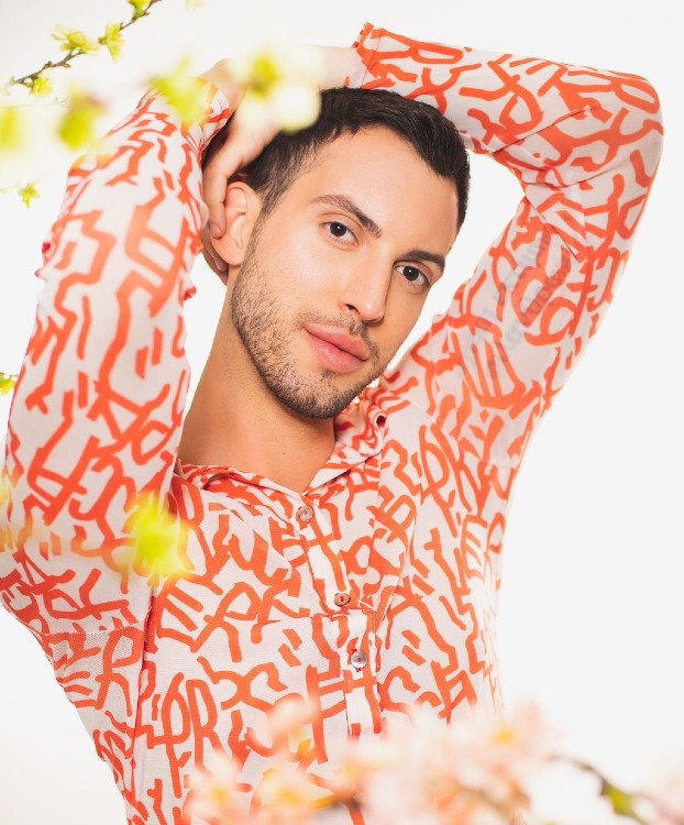 ARMediaConsult's tweet photo. Wishing a very happy birthday to our client @TimMacKayBeauty today! We are so proud of your continued success and debut in film with #PlanB and @nataliemorales!

#TimMacKayBeauty #TimMacKay #beauty #fashion #mentalhealth #Hulu #media #ARMedia https://t.co/QtJaL4BFCB