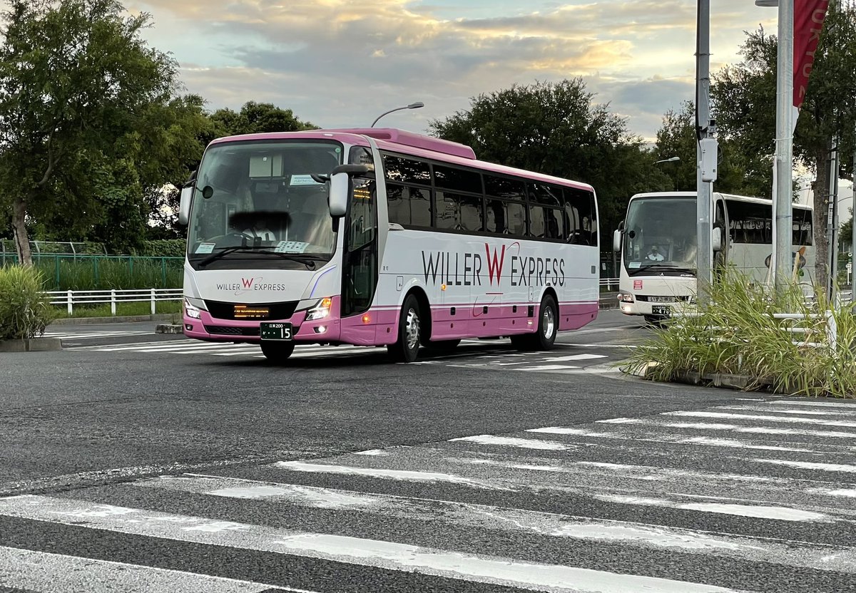 7757f على تويتر 東京オリンピック 東京2020大会 関係のバス Willer Express 各地から派遣されたバス の乗務員の方の宿泊施設と若洲デポを結ぶ送迎バスの運用に入っていました