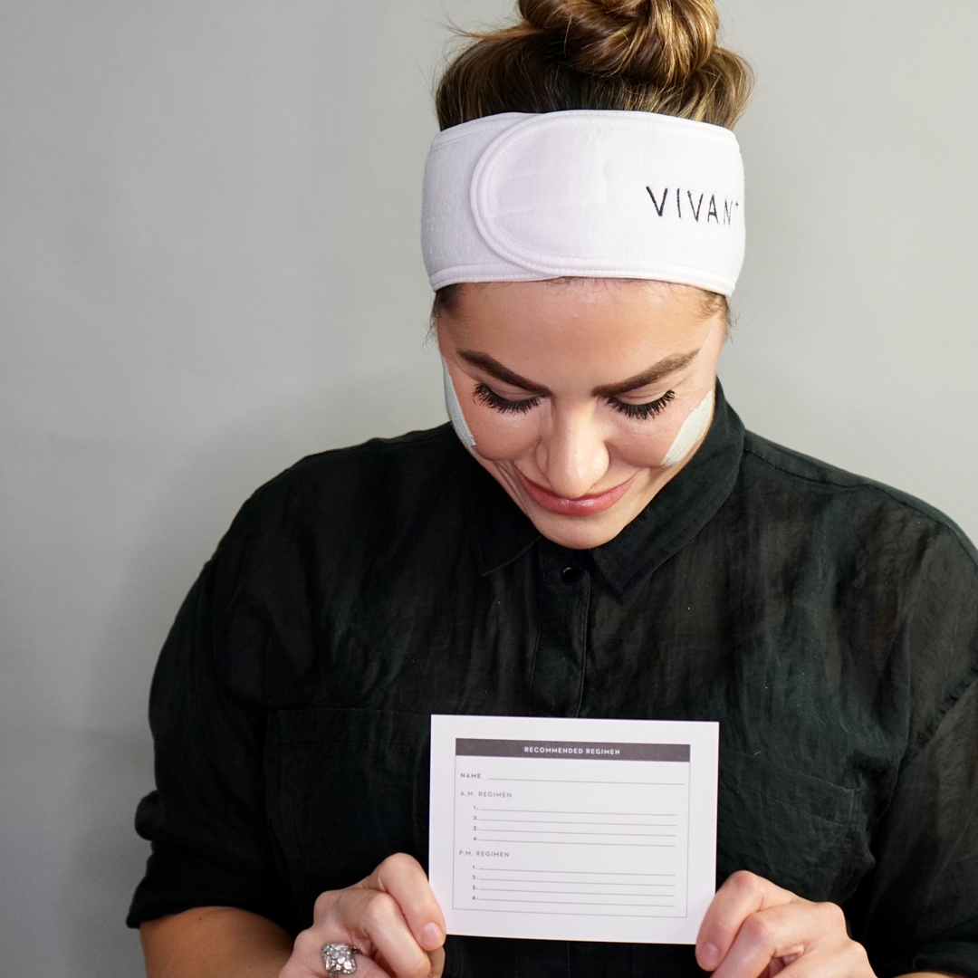 vivant_pro's tweet photo. Estheticians, you are the source of all skincare goodness for your clients. Make sure they leave your practice with personalized product recommendations, plus instructions on how to use and what to expect.
#aestheticpractice #skincarebusiness #estheticiansuccess https://t.co/FURaG8savU