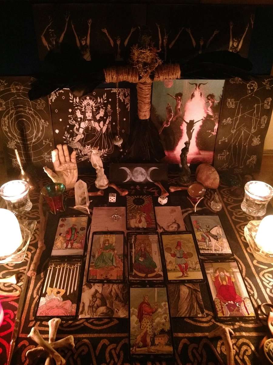 Welcome in the #HouseofPagans
#PriestessSharon #Astrology
#Tarot #Rituals #Witches #Lifetsyle 
#NewMoon in #Leo
#SistersoftheDarkMoon
#August8th  
#Blessings #CandleMagick
#Augustwish #Divininity
at the #Altar #9CardDraw
#TrinketMagick #NakedWitches
So More it Be
