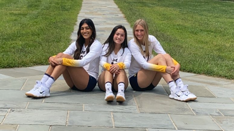 Picture perfect photo day 😁💙💛

#GoBlue