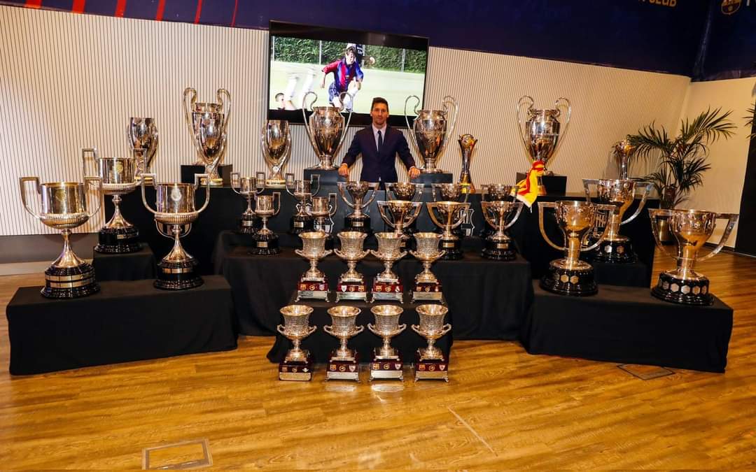 elnbip's tweet photo. And the beautiful story comes to an end. ❤️💙

Thank you for everything, Leo! https://t.co/PiSip9tFWr