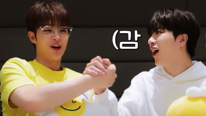 JIHOON 지훈 ジフン
#JIHOON #지훈 #ジフン  #트레저 #junghwan
<a href="/treasuremembers/">TREASURE</a> <a href="/JunghwanHourly/">Hourly Junghwan (slow)</a>