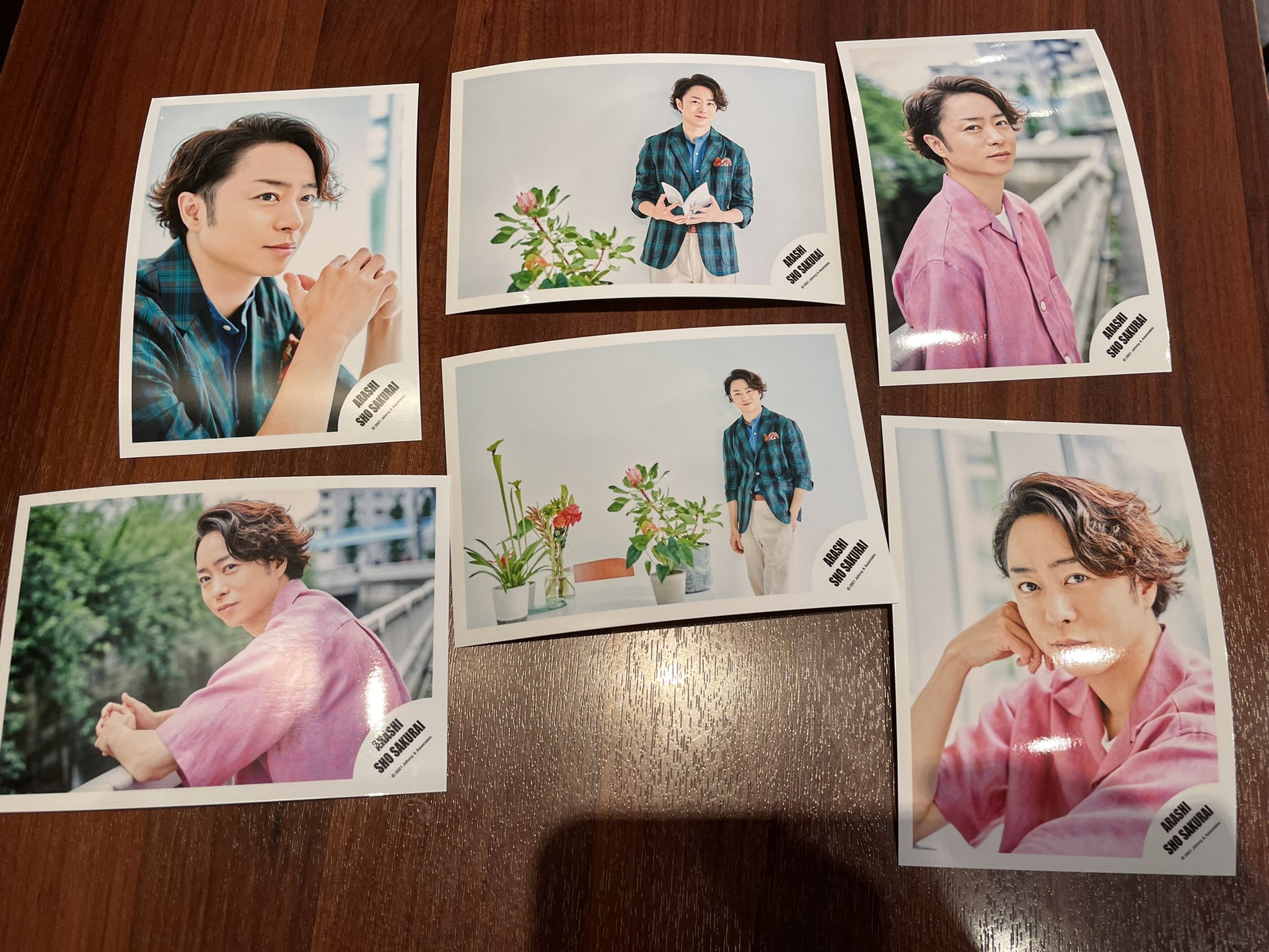 Johnny&#39;s - セール⭐︎ 嵐　公式写真　178枚セット　まとめ売り　ジャニーズショップ袋付き Amazon.co.jp: Johnny&Associates. 嵐 ARASHI Anniversary Tour