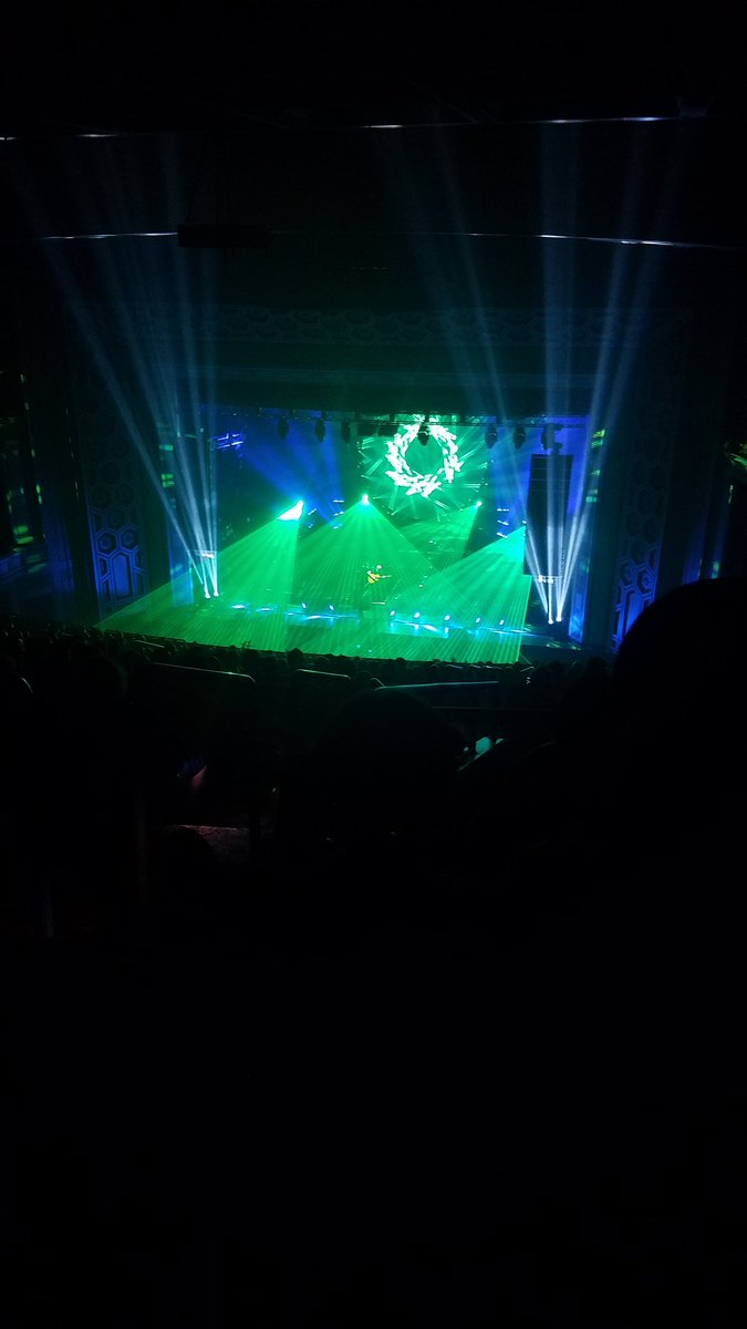 RoniCarpenter5's tweet photo. Thank you @britfloyd for the powerful, energizing, emotional show you put on for Cincinnati.  Couldn't have ended my summer any better. https://t.co/GuDMkpd41x
