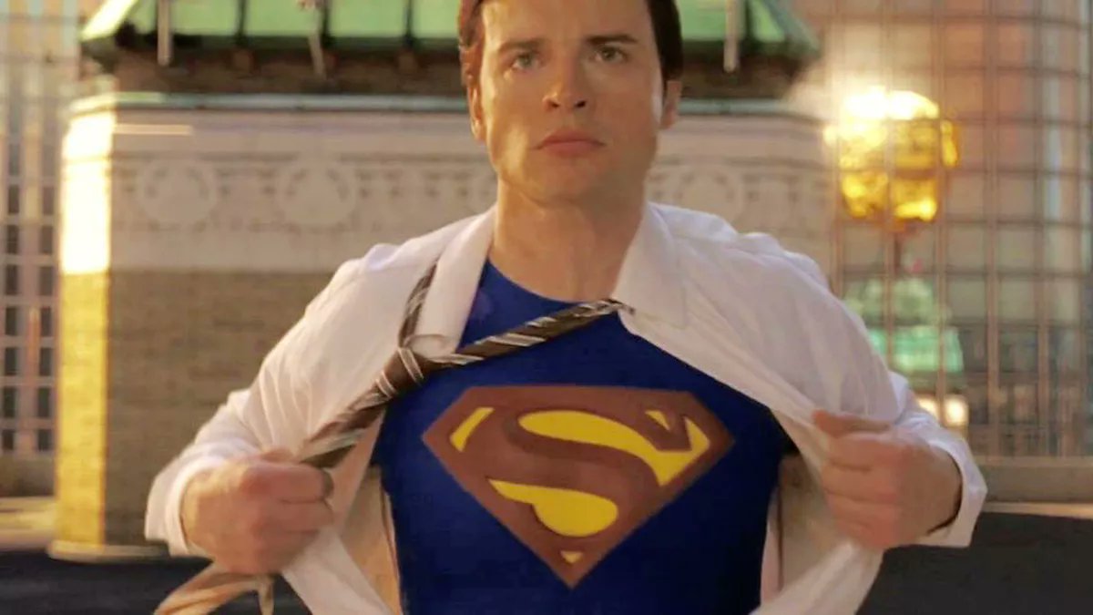 ClancyBook's tweet photo. the #Evolution of #Superman  in Live action #TV &amp; #Film Part 3

#TomWelling - #Smallville (2001 - 2011)
#BrandonRouth - #SupermanReturns and #CrisisOnInfiniteEarths  (2006/2019) 
#HenryCavill - #ManOfSteel #BvS #JL (2013 -?)
#TylerHoechlin - #Supergirl #SupermanAndLois (2016 - ?) https://t.co/NNb8tU516S
