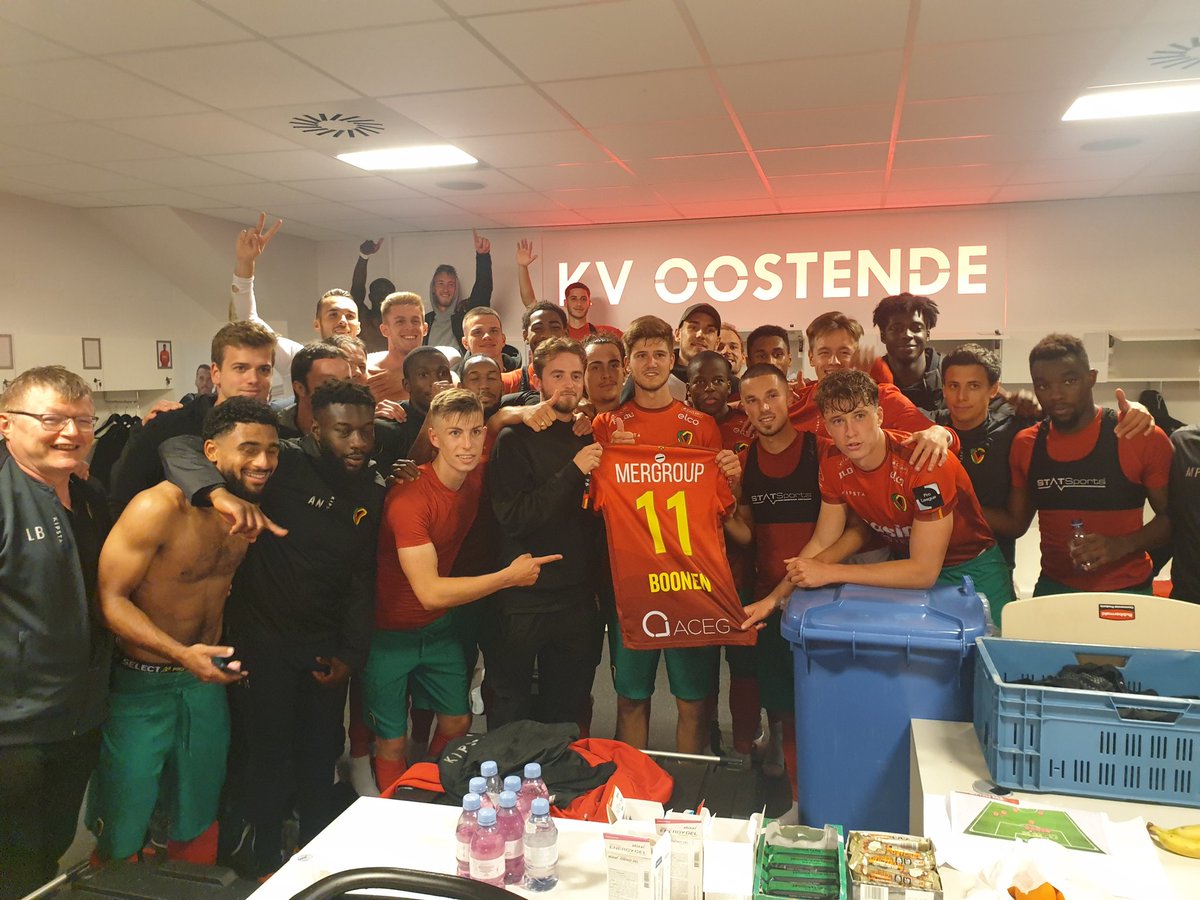 Deze driepunter is voor jou <a href="/indinhio/">Indy Boonen</a> ! 💚❤💛#kvognt