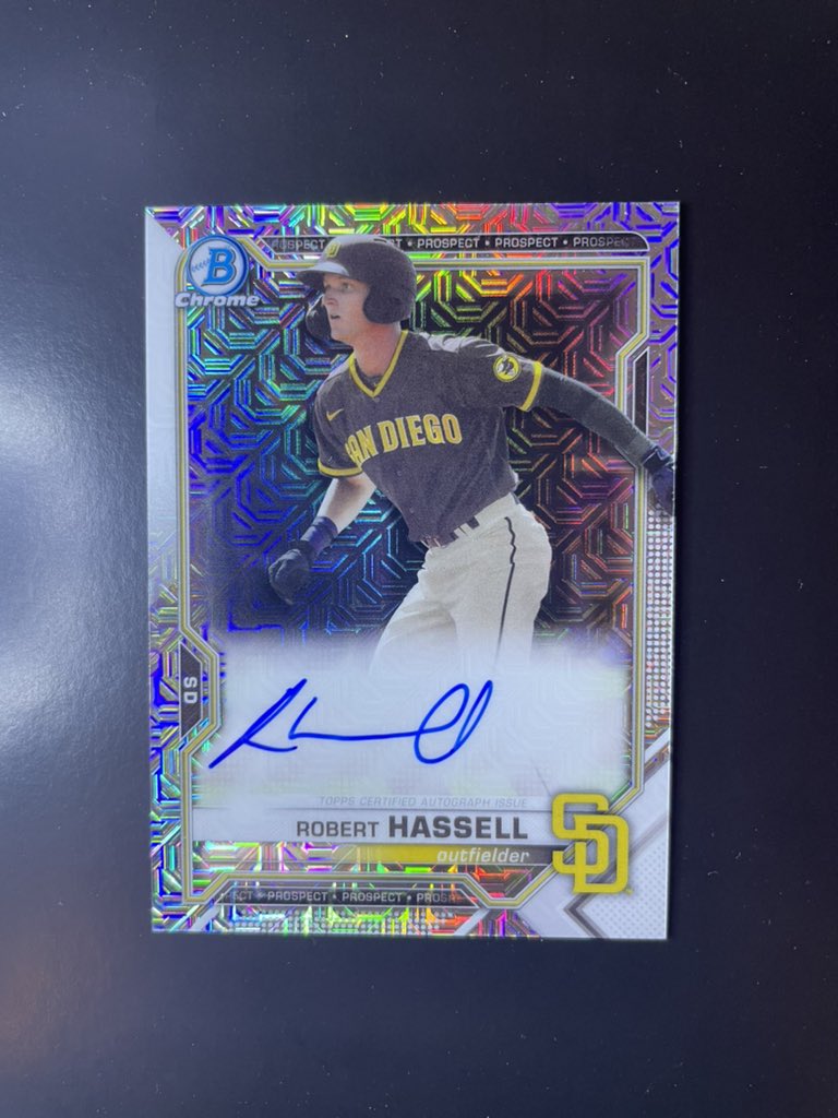 TmacCards's tweet image. These are for trade, looking for a Coby Mayo auto, Nick Yorke auto, or Austin wells auto. Dm or comment! @HiveCards #cards #sportscards #hassell #bowman #chrome #bowmanchrome