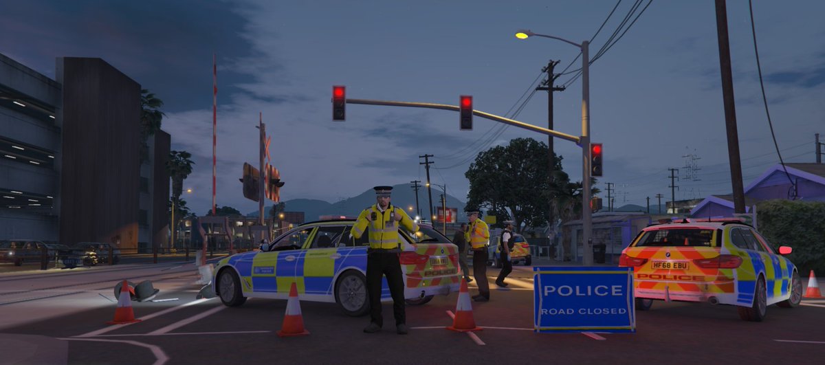 LERP_J_Kelk's tweet photo. To get involved in a professional and growing Police Role-play community simply search https://t.co/o9bz6veSn1 and apply today. We are recruiting for Officers, Control Room Staff, JOU Staff. 

@LERP_Official 
@LERP_ERPT https://t.co/g55BNILK6a