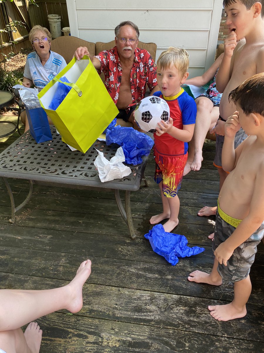 squeaksstories's tweet photo. My @ATLUTD birthday party had a “GOAL” cake!!!! Plus I got a new soccer ball and a New Jersey!!!! #atlutd #uniteandconquer #wearetheA #celebrate #finally5 https://t.co/Al5l9AOOpb