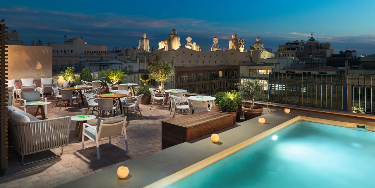 ✨Hilo de terrazas con vistas super bonitas✨

📍Sevilla 

          ⬇️⬇️⬇️