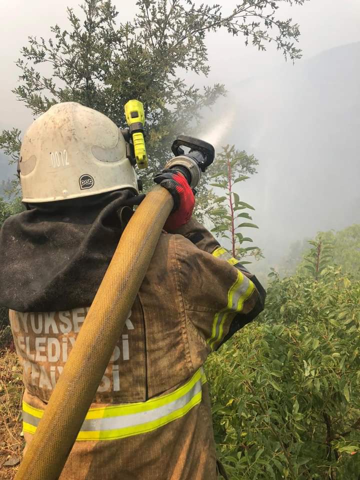 Karaburun Kent Konseyi çatısı altında Afetle Mücadele Çalışma Grubu oluşturuldu.

Afetle Mücadelede birlikte güçlü, birlikte dirençliyiz...
Yangınla Mücadele Öneri Raporu: 
drive.google.com/file/d/1LuHWJ4…