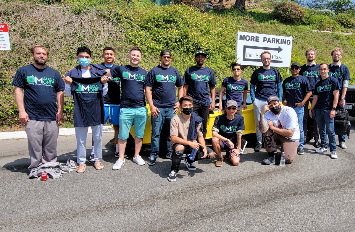 madaznfootballr's tweet photo. BIG Shoutout to all the https://t.co/7uuIFTq8Yu Members that showed up to see my fake paper Lambo at the impromtu Madaz meetup at Sunset GT!  It was a pleasure meeting everyone one of you guys!  We'll do this again soon! 😎😎👍👍 https://t.co/VW4XW4Zb8v