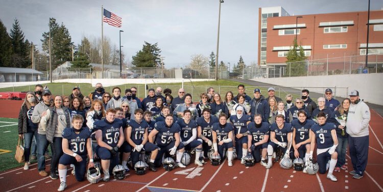 shanedKeck's tweet photo. Looking for one more offensive skill position coach.  This is a paid position.  Come join our family-Great kids, great coaches, awesome community, standard of excellence, high academics and a winning tradition! @BrandonHuffman @CascadiaPreps @michaelbumpus5 @WSFCA1 @SBLiveWA https://t.co/lhovTCaXNn