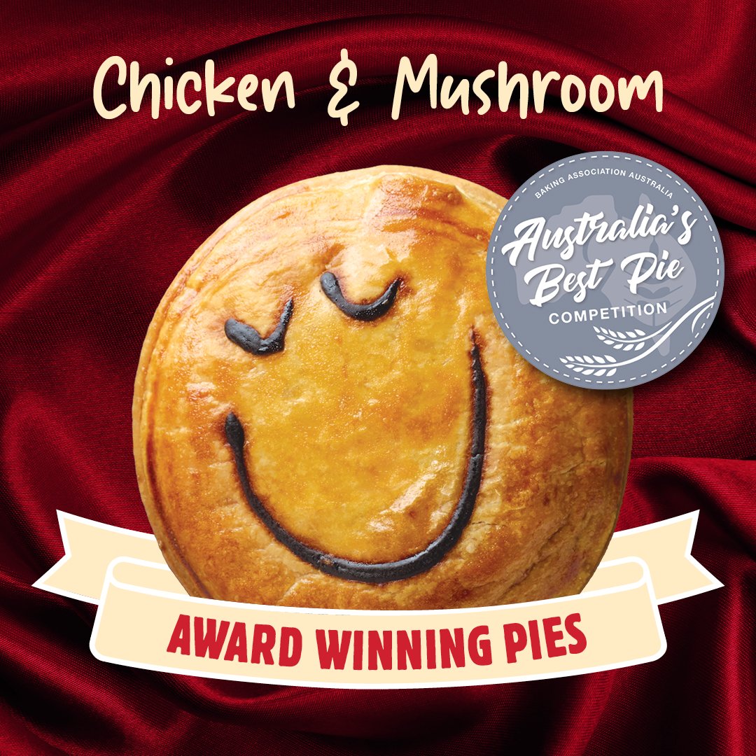 PieFaceAus's tweet photo. WOW! Our pie of the week is Chicken &amp; Mushroom... he won a silver and has been smiling ever since!

 #HotPies #Pieface #PieoftheWeek #Pie https://t.co/ckHDmR4TrE