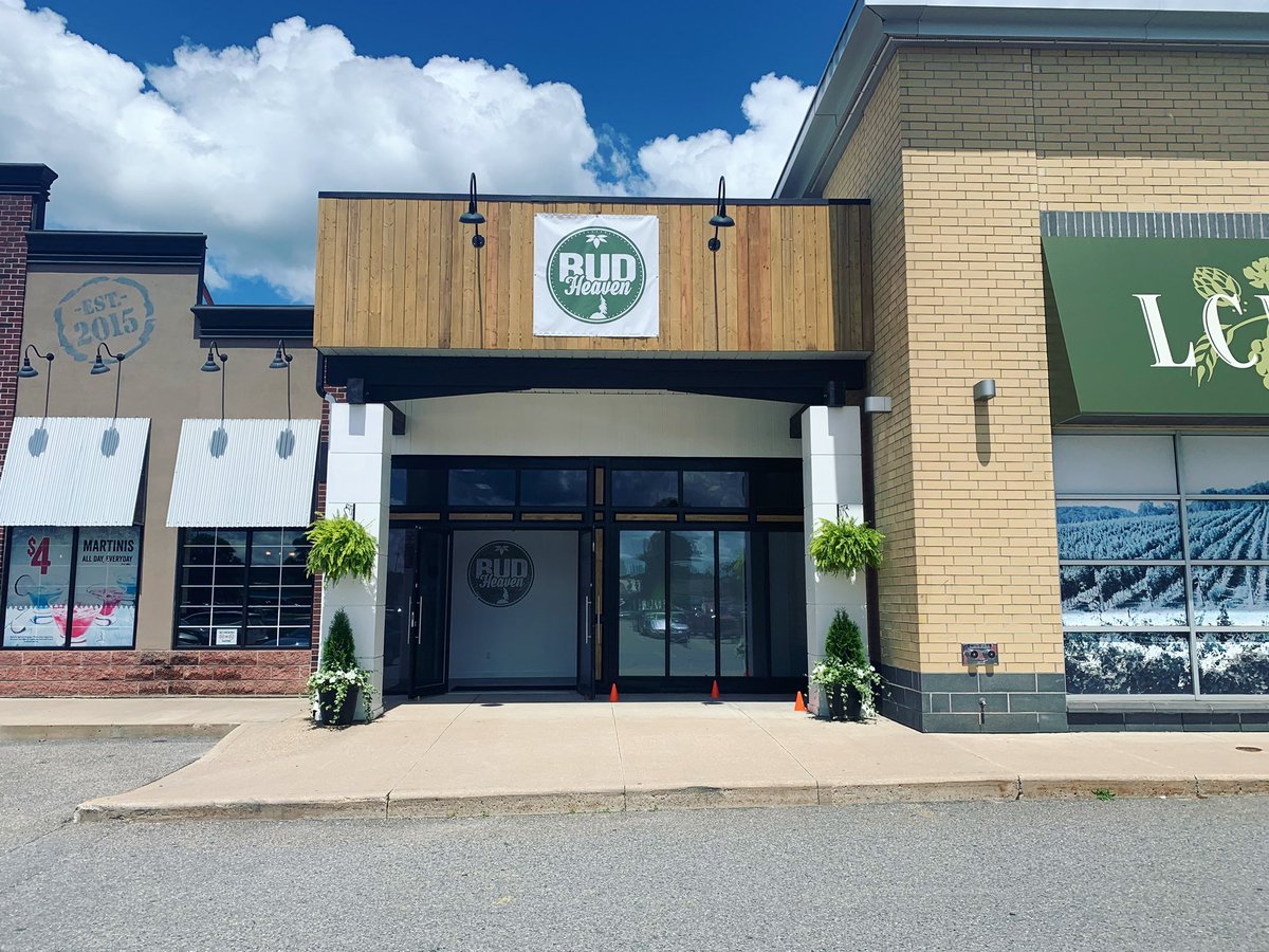 We are pleased to announce that our newest location on HWY 118W in Bracebridge is now open 7 days/week!

Monday 11:00AM - 7:00PM
Tuesday 11:00AM - 7:00PM
Wednesday 11:00AM - 7:00PM
Thursday 11:00AM - 8:00PM
Friday 11:00AM - 8:00PM
Saturday 10:00AM - 6:00PM
Sunday 11:00AM - 6:00PM