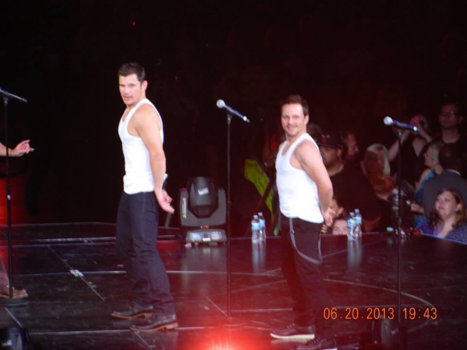 Momof2Angie's tweet photo. @DrewLachey https://t.co/xlHfEji5s8