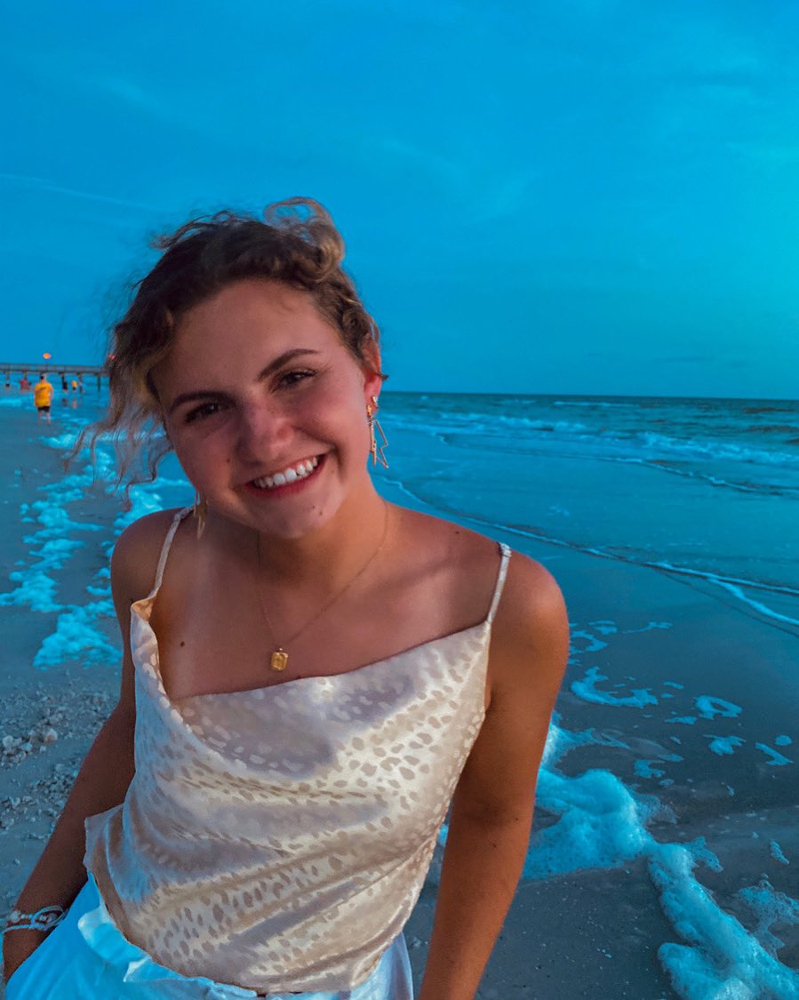 karleemaries's tweet photo. 📍somewhere in paradise https://t.co/WqBnhZcXqt